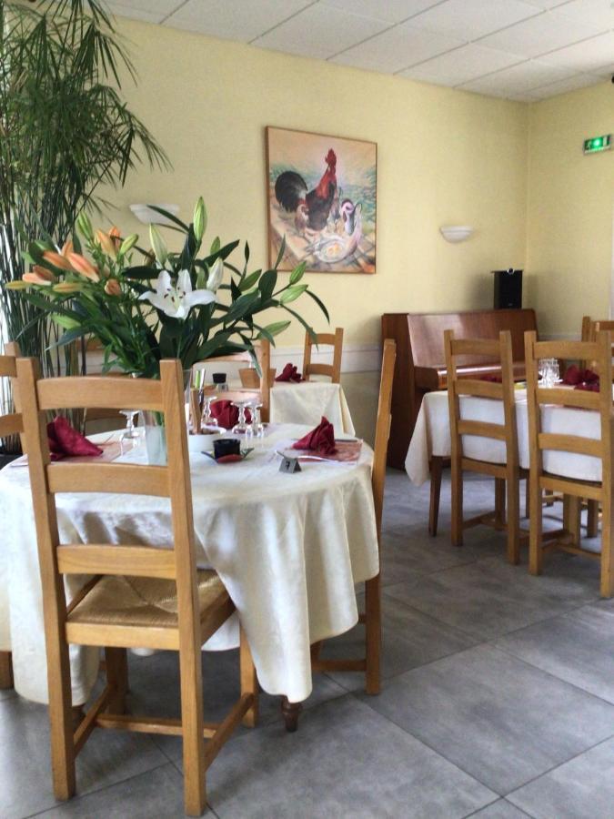 Hotel Restaurant Les Touristes Вальс-ле-Бен Экстерьер фото