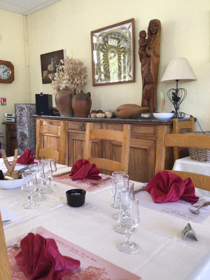 Hotel Restaurant Les Touristes Вальс-ле-Бен Экстерьер фото