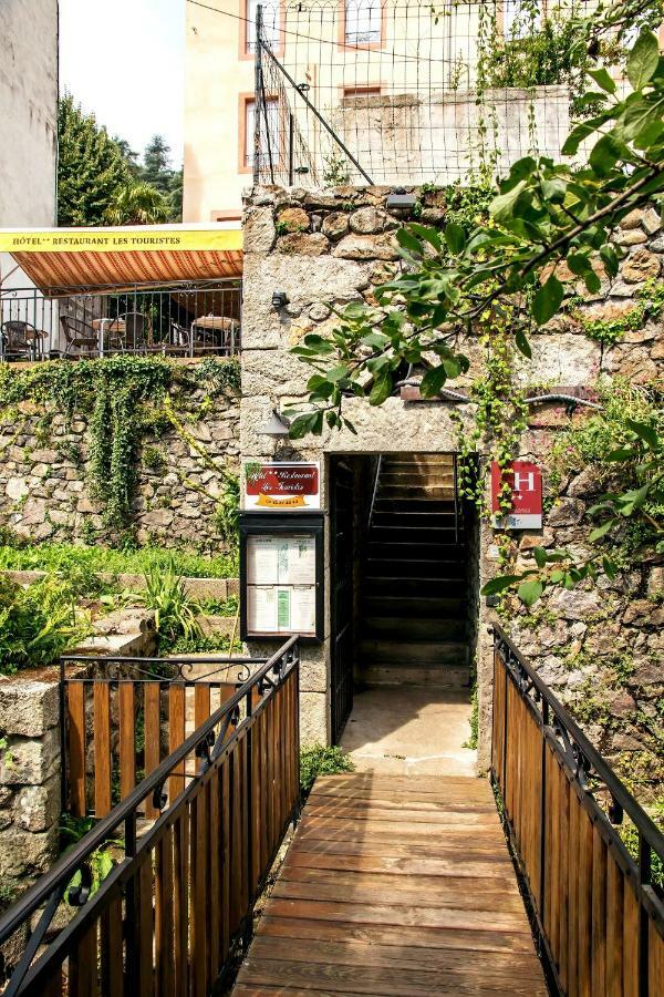 Hotel Restaurant Les Touristes Вальс-ле-Бен Экстерьер фото